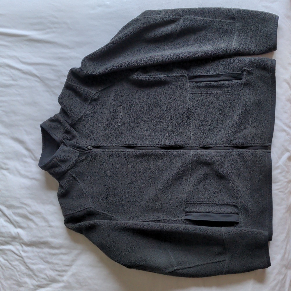 Dark gray Columbia Titanium fleece jacket with embroidered logo. Large